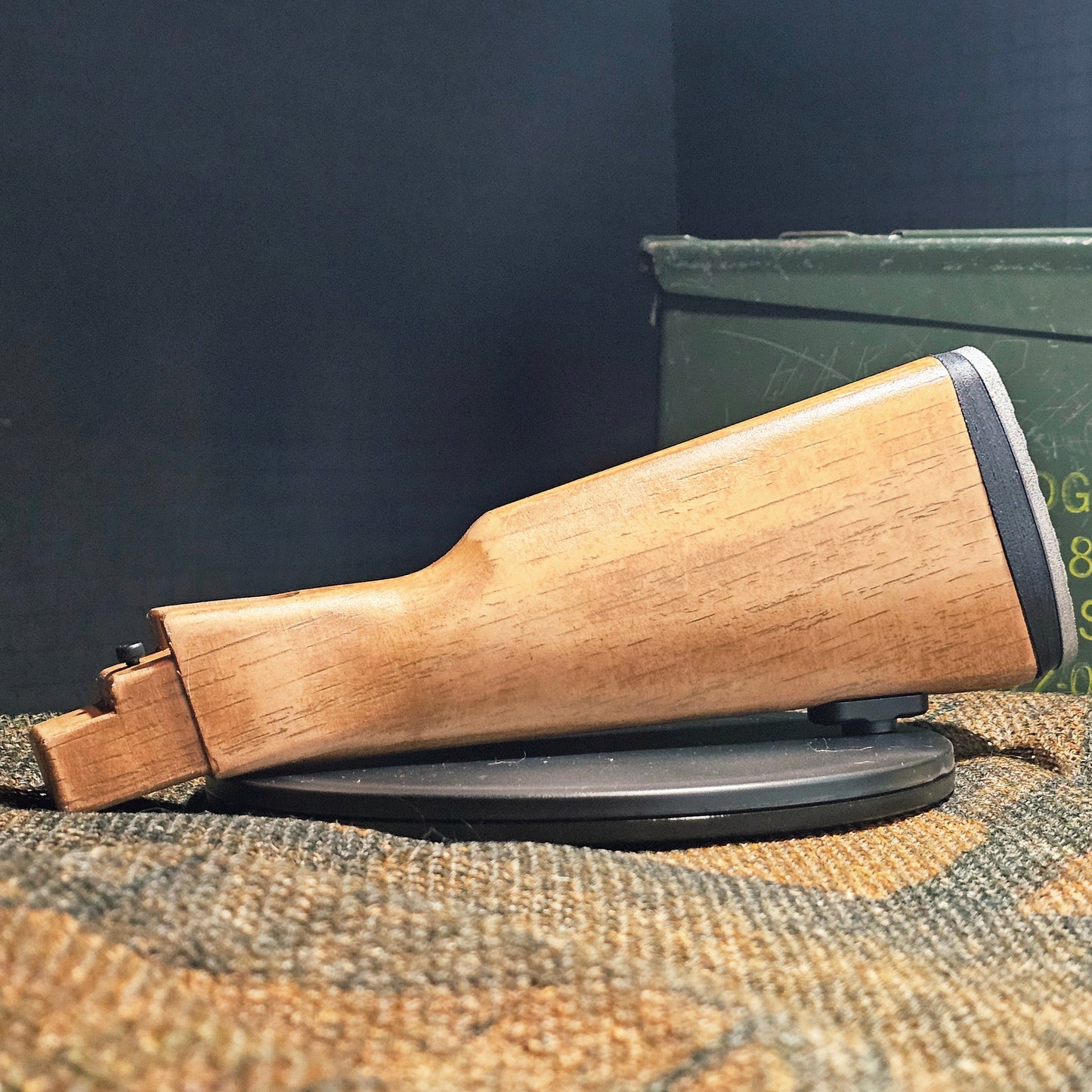 Răscoala AKM Stock