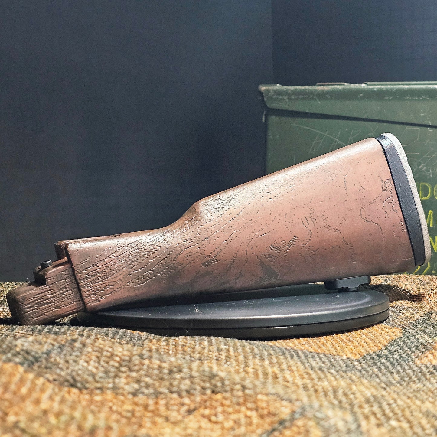 Răscoala AKM Stock